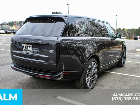 Used 2023 Land Rover Range Rover Long Wheelbase SE AWD/4WD image 5