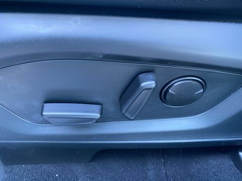 Certified 2021 Ford Explorer Limited image 10