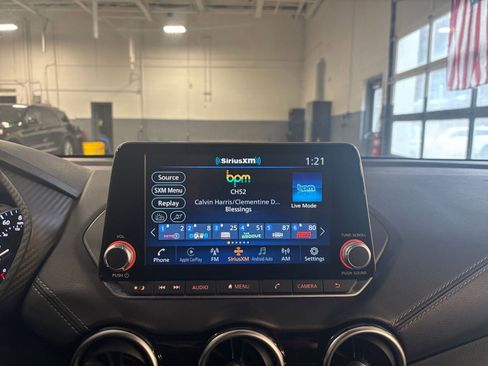 Used 2025 Nissan Sentra SV image 21