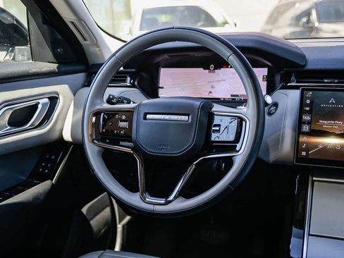 Used 2025 Land Rover Range Rover Velar S image 15