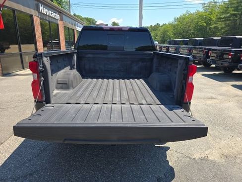 Used 2022 Chevrolet Silverado 1500 High Country w/ High Country Premium Package AWD/4WD image 10