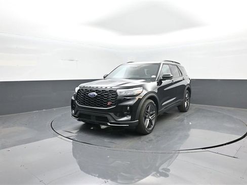 New 2026 Ford Explorer ST w/ Sun And Sound Package image 3