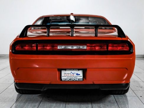 Used 2008 Dodge Challenger SRT8 image 6