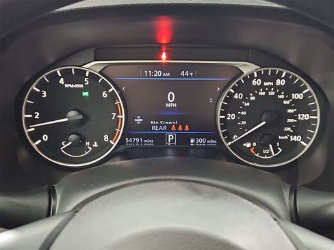 Used 2023 Nissan Altima 2.5 SV image 33