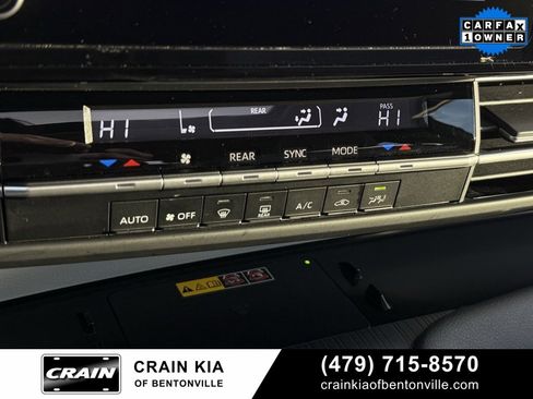 Used 2025 Toyota Sienna LE image 17