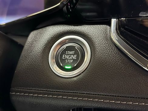 Used 2023 Chevrolet Colorado LT w/ LT Convenience Package II image 17