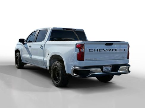 Used 2021 Chevrolet Silverado 1500 LT image 3