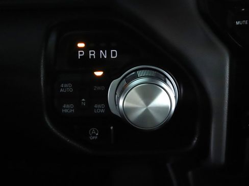 Used 2023 RAM 1500 Laramie AWD/4WD image 14