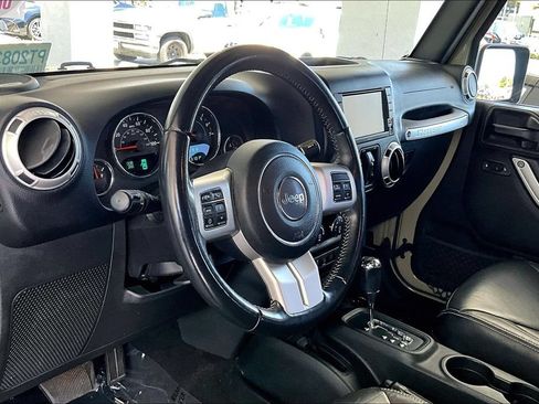 Used 2017 Jeep Wrangler Unlimited Sahara w/ Quick Order Package 24E Chief AWD/4WD image 17