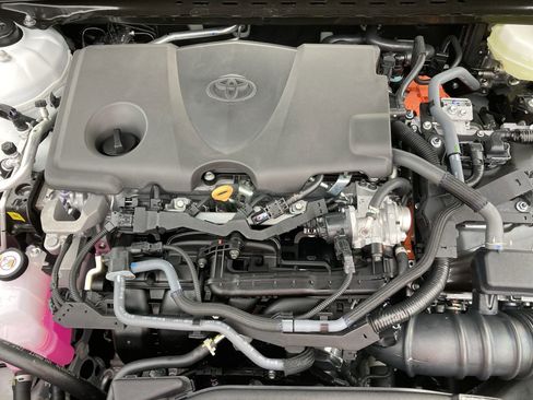 Certified 2026 Toyota Camry SE image 18