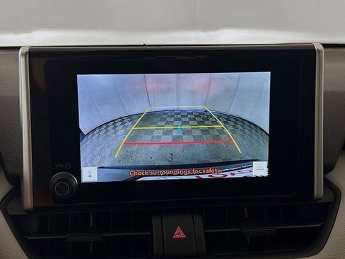 Used 2025 Toyota RAV4 XLE w/ Convenience Package AWD/4WD image 14