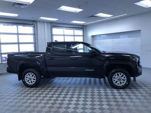New 2026 Toyota Tacoma SR5 AWD/4WD image 6