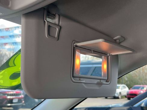 Used 2023 Ford Escape Active AWD/4WD image 9