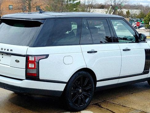 Used 2016 Land Rover Range Rover HSE image 4