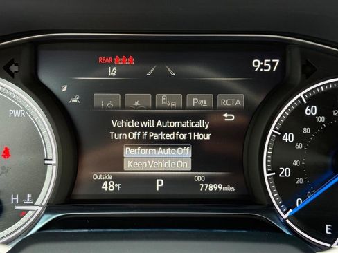Used 2023 Toyota Venza XLE AWD/4WD image 19