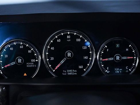 Used 2024 Rolls-Royce Cullinan Black Badge image 50