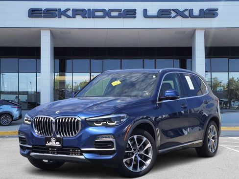 Used 2021 BMW X5 xDrive40i w/ Premium Package 2 AWD/4WD image 1