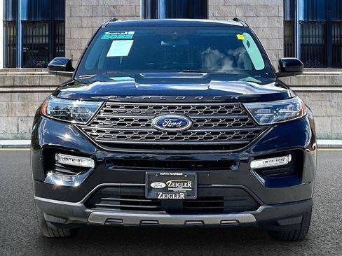 Used 2022 Ford Explorer XLT w/ Equipment Group 202A AWD/4WD image 3