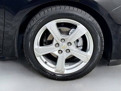 Used 2018 Chevrolet Volt LT image 32