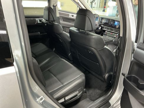 Used 2024 Hyundai Santa Fe XRT AWD/4WD image 16