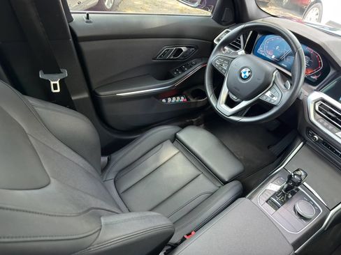 Used 2021 BMW 330i Sedan w/ Premium Package RWD image 18