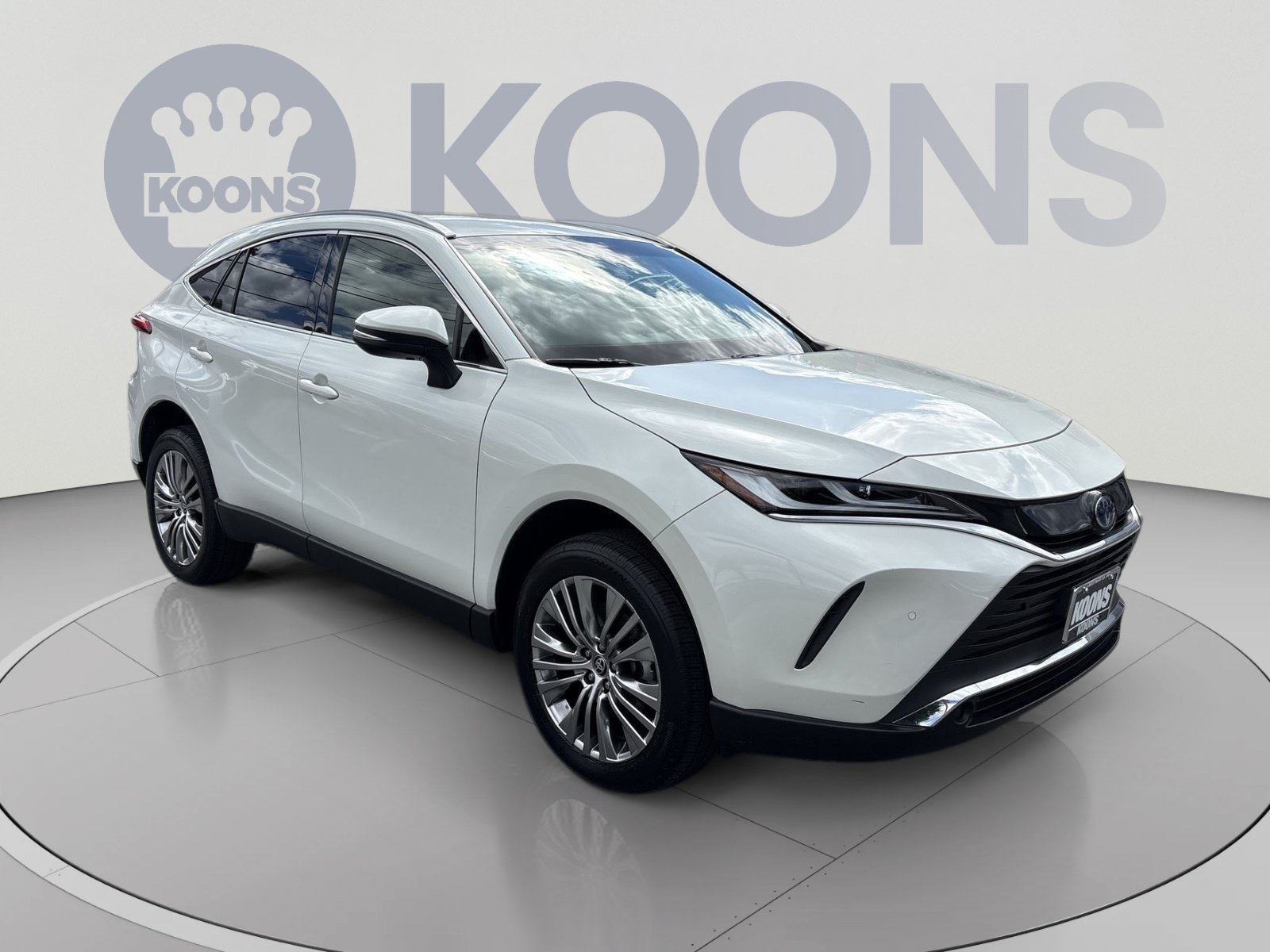 Used 2022 Toyota Venza XLE AWD/4WD image 10