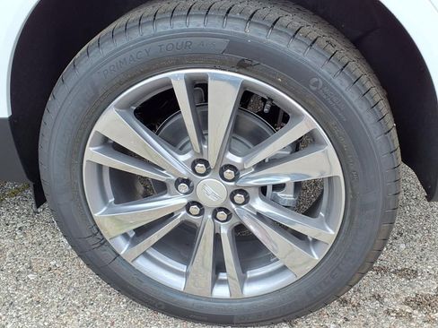 New 2025 Cadillac XT5 Premium Luxury w/ LPO, Floor Liner Package image 7