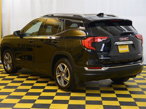Used 2020 GMC Terrain SLT w/ Preferred Package image 8