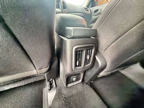 Used 2020 Jeep Compass Sport AWD/4WD image 20