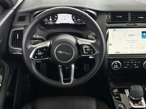 Used 2024 Jaguar E-PACE R-Dynamic SE AWD/4WD image 17