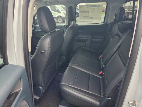New 2026 Ford Maverick Lariat w/ Black Appearance Package AWD/4WD image 17