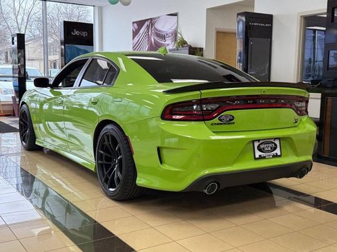 Used 2023 Dodge Charger Scat Pack w/ Dynamics Package RWD image 3