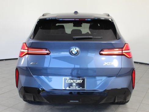 Used 2025 BMW X3 xDrive30i w/ Premium Package image 9