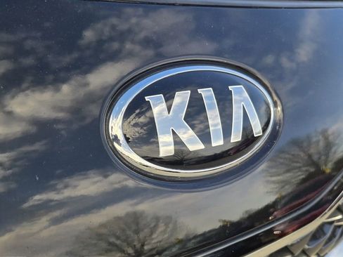 Certified 2020 Kia Sportage EX image 5