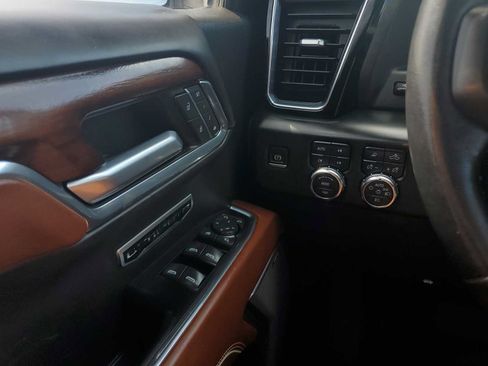Used 2023 GMC Sierra 1500 Denali Ultimate AWD/4WD image 18