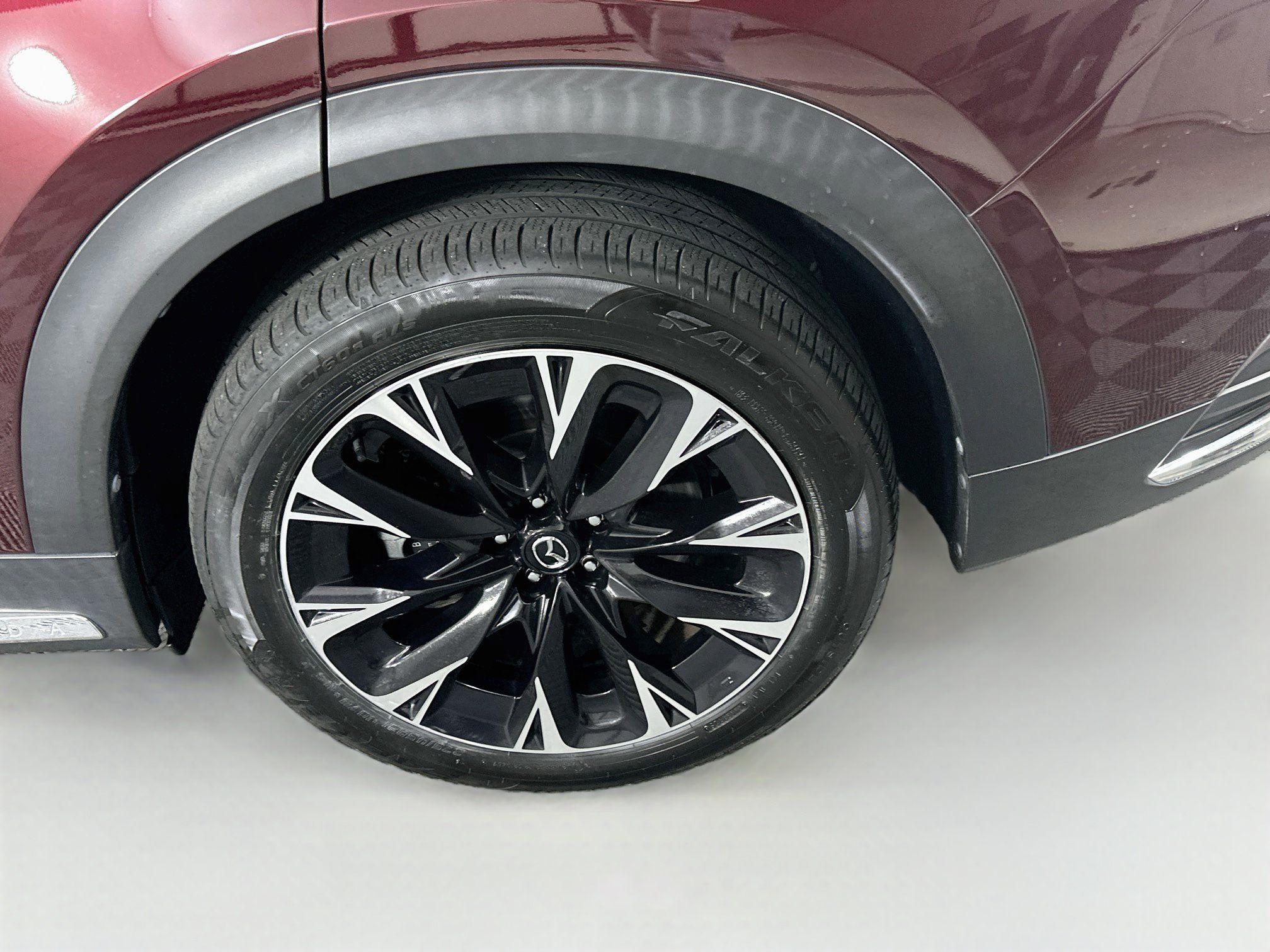 Used 2024 MAZDA CX-90 Plug-In Hybrid w/ Premium Plus AWD/4WD image 11