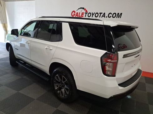 Used 2022 Chevrolet Tahoe Z71 w/ Luxury Package AWD/4WD image 10