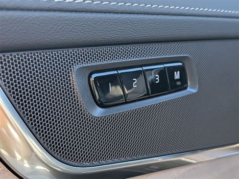 New 2026 Volvo XC90 B5 Core w/ Protection Package Premier image 28