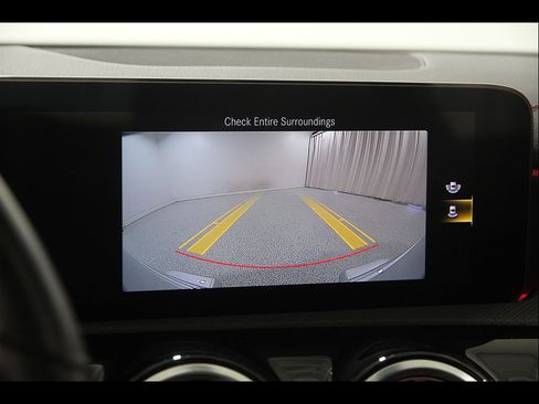 Used 2023 Mercedes-Benz CLA 250 4MATIC image 14
