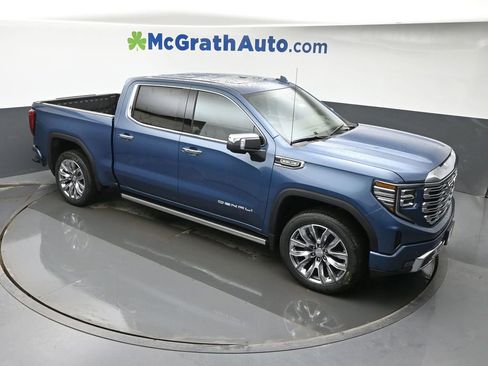 New 2026 GMC Sierra 1500 Denali w/ Denali Reserve Package image 3