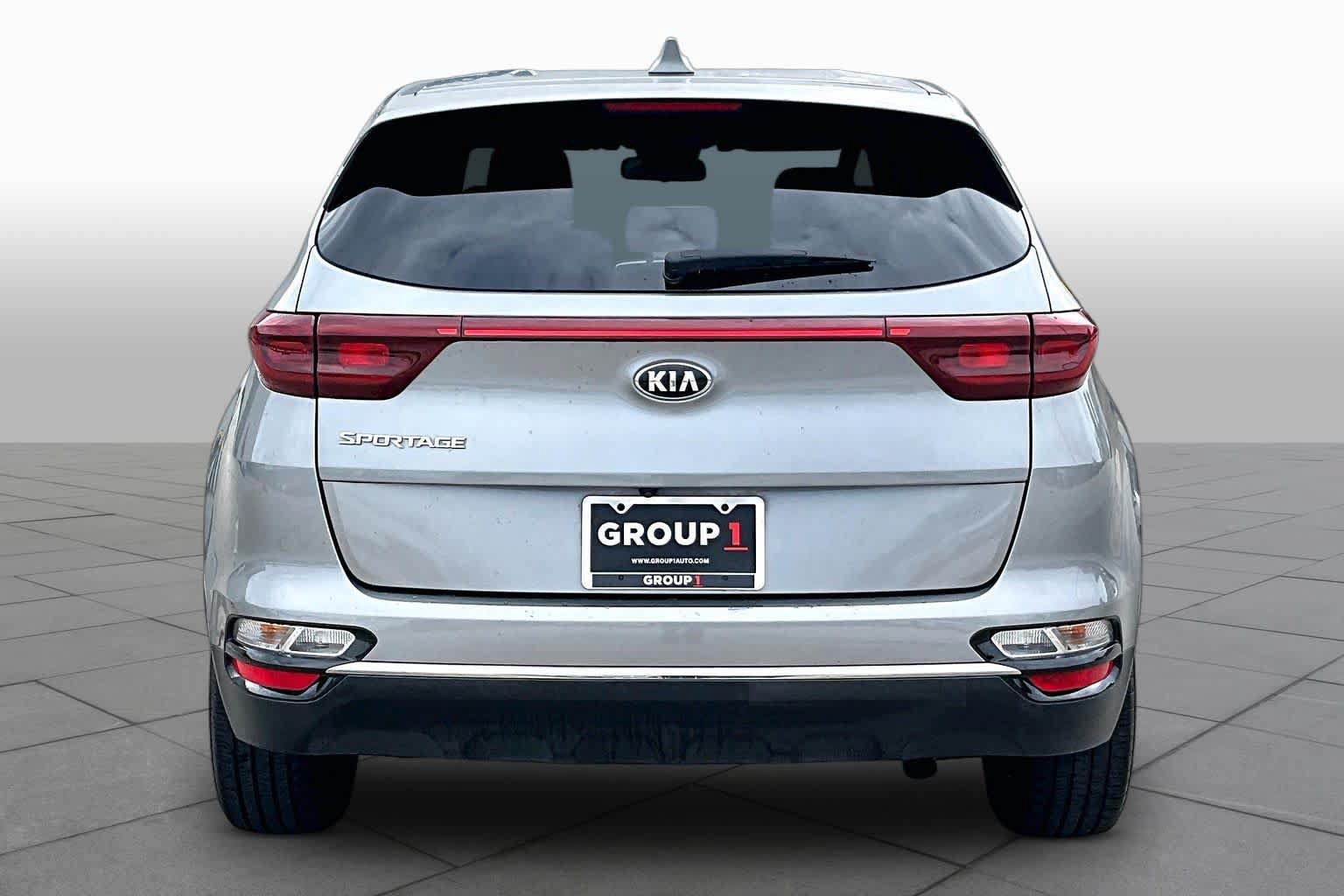 Used 2020 Kia Sportage LX FWD image 4