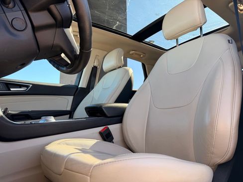 Used 2019 Ford Edge Titanium w/ Equipment Group 301A image 26