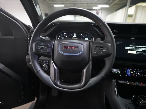 Certified 2025 GMC Sierra 1500 AT4 w/ AT4 Premium Package AWD/4WD image 4