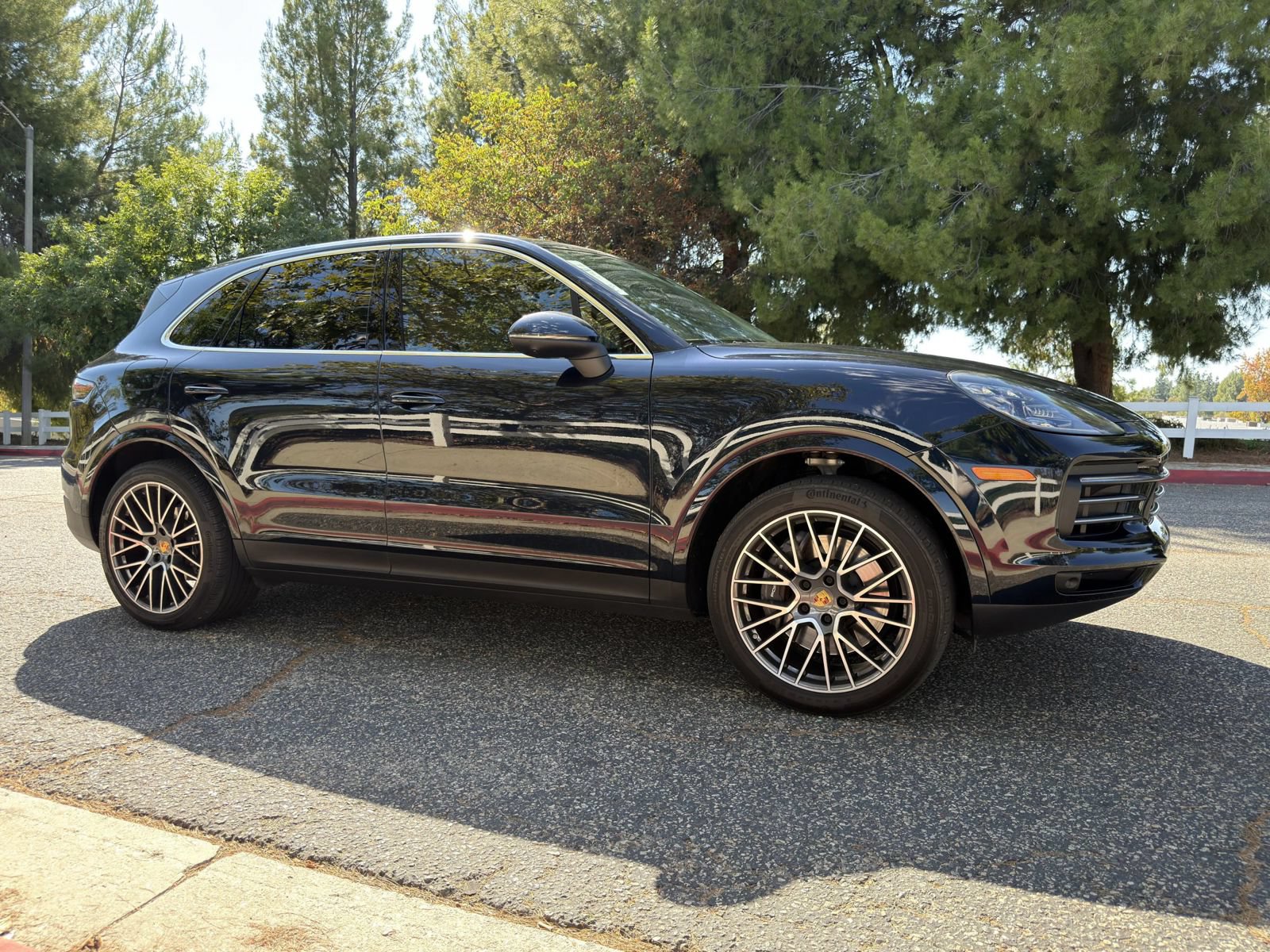 Used 2021 Porsche Cayenne AWD/4WD image 4