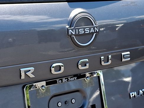 Certified 2023 Nissan Rogue Platinum w/ Platinum Premium Package AWD/4WD image 30