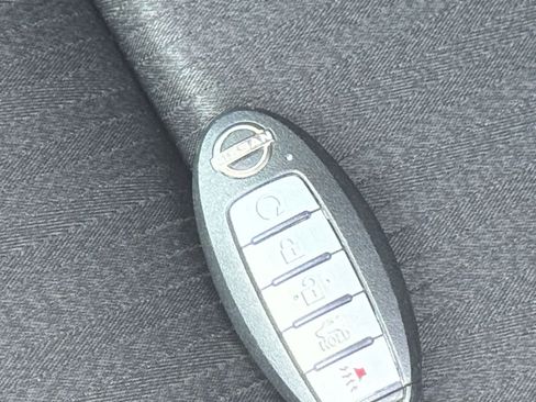 Used 2025 Nissan Altima 2.5 SV FWD image 25
