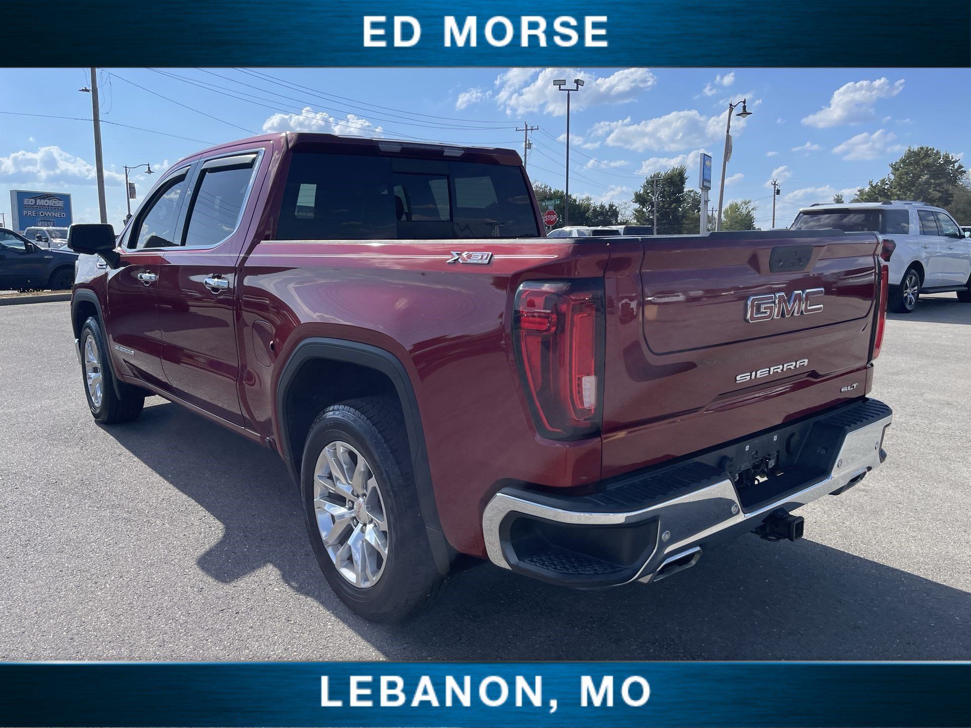 Used 2019 GMC Sierra 1500 SLT w/ SLT Premium Package AWD/4WD image 6