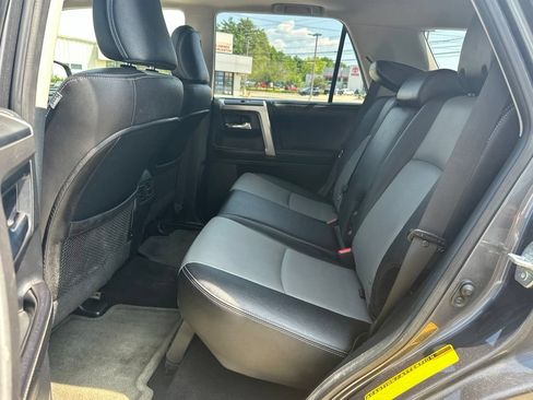 Used 2016 Toyota 4Runner SR5 Premium AWD/4WD image 35