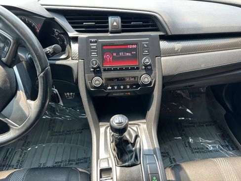 Used 2018 Honda Civic Sport image 20