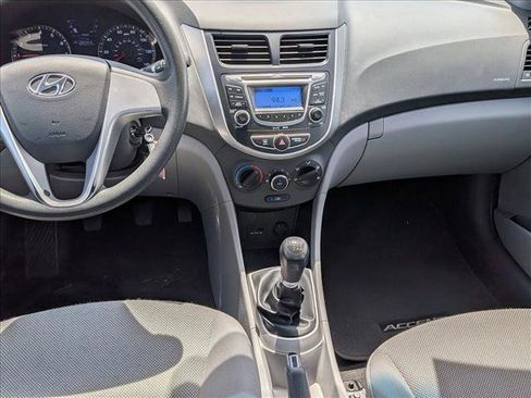 Used 2012 Hyundai Accent GLS w/ Comfort Pkg 2 FWD image 15